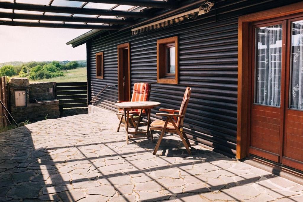 Krasny Srub Na Jihu Brna Vila Zelesice Exterior foto
